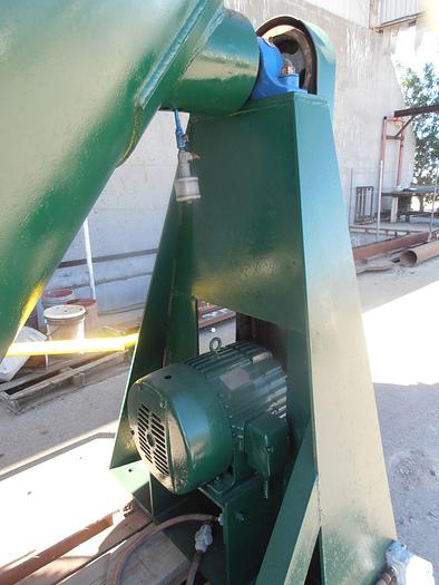 Used Mixer, V-Type, 40 CF, C/st, PK, 10 HP, Bar, Feed System, #S734565