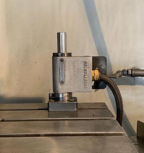 Brugt BRUGT VERTIKALT BEARBEJDNINGSCENTER, FABRIKAT MAZAK, MODEL NEXUS 510C - ÅRGANG 2003