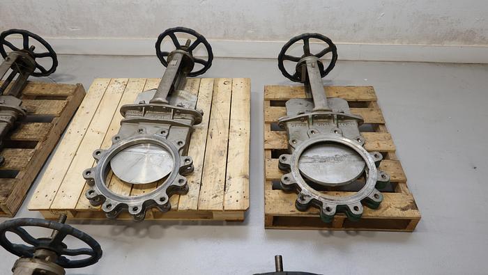 Used Lot of True Line 14” Hand Operated Knife Gate Valve #44657
