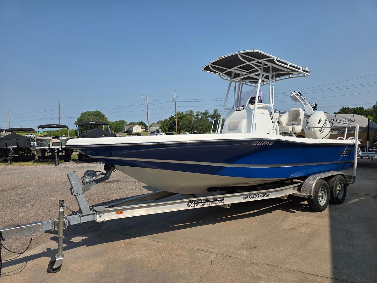 Used 2019 Epic Boats 22 Bay