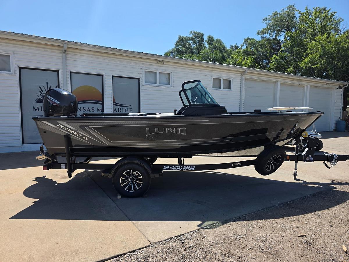 2027 Lund 1875 Impact XS Sport