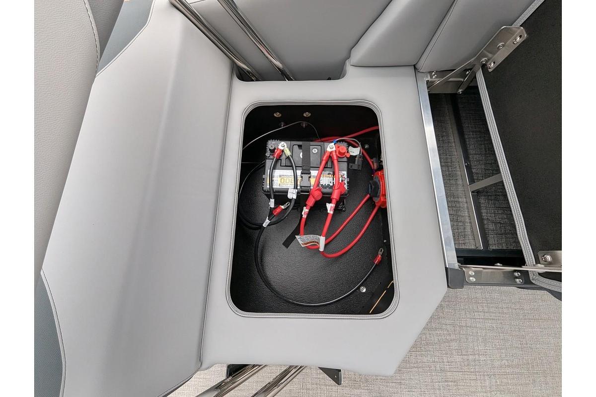 2026 Avalon 2185 LSZ Quad Lounger Shift