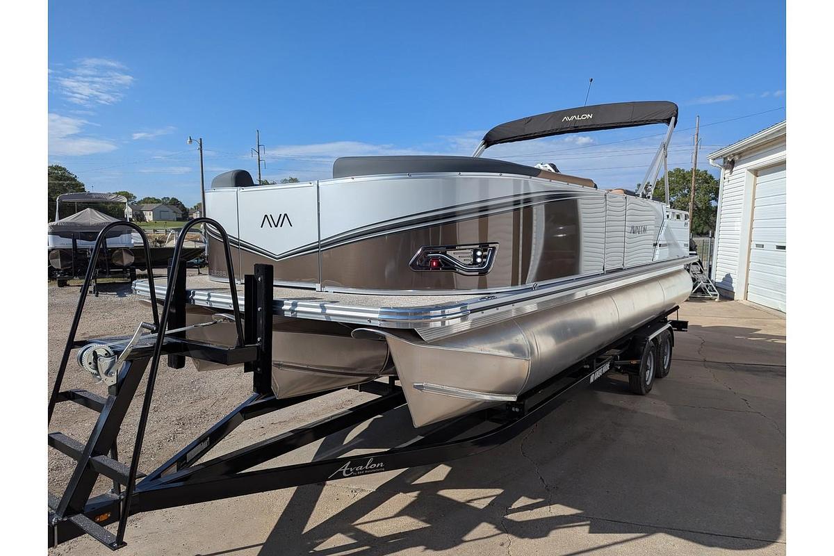 2026 Avalon 2385 LSZ Elite