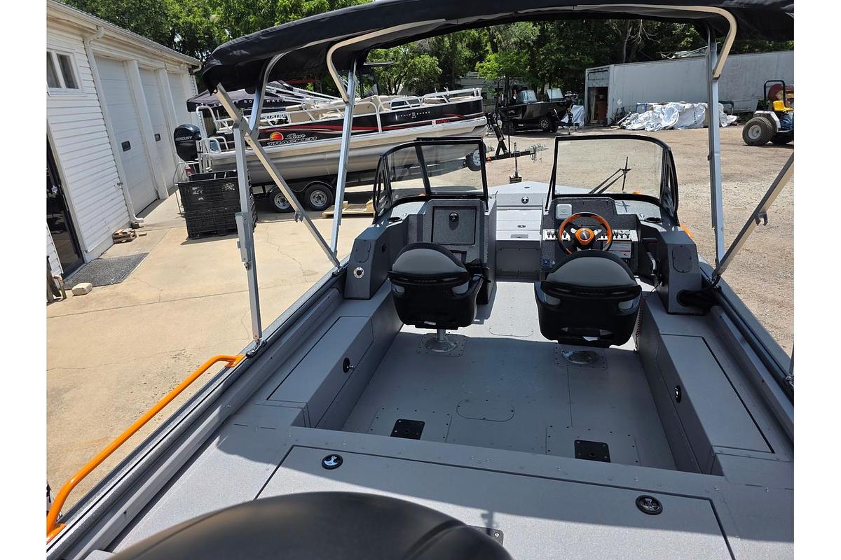 2027 SeaArk Procat 200