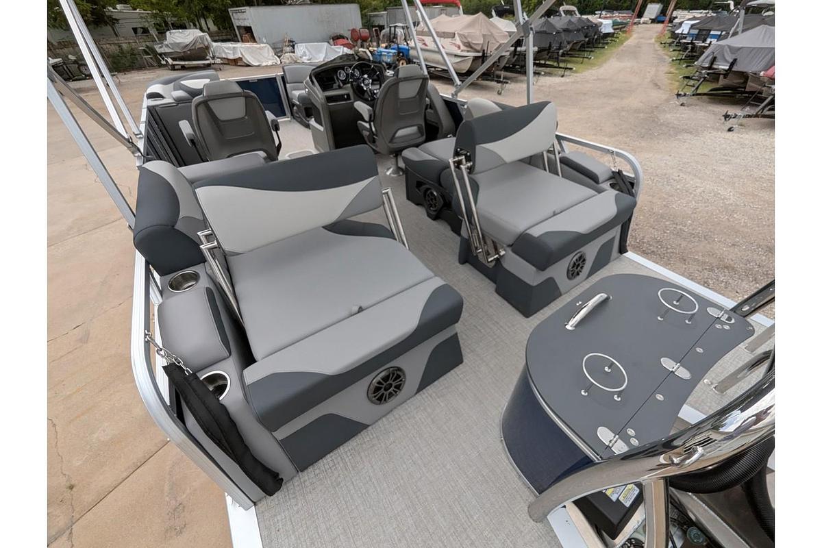 2026 Avalon 2185 LSZ Quad Lounger Shift