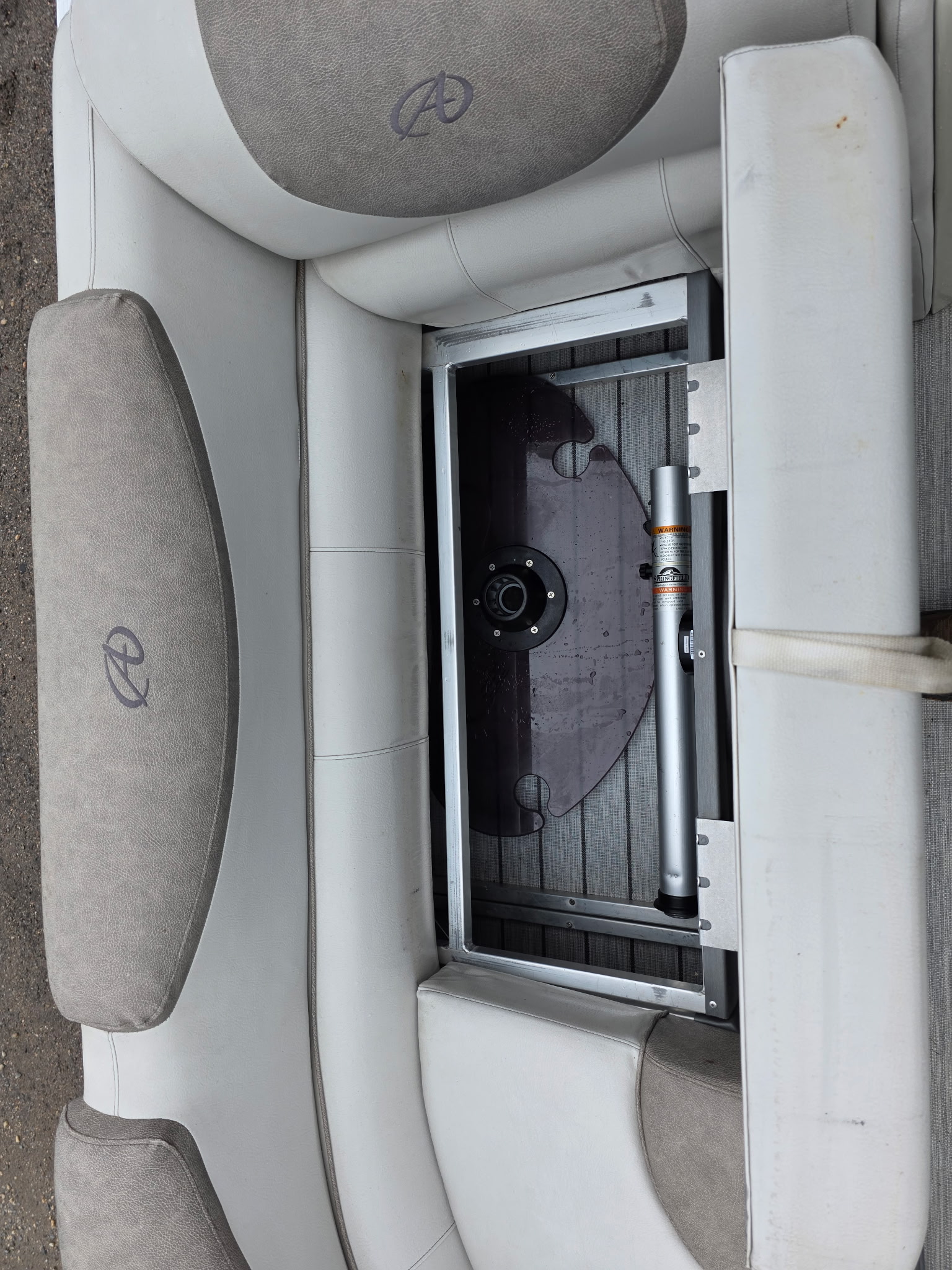 Used 2019 Avalon 2385 Catalina Rear Fish
