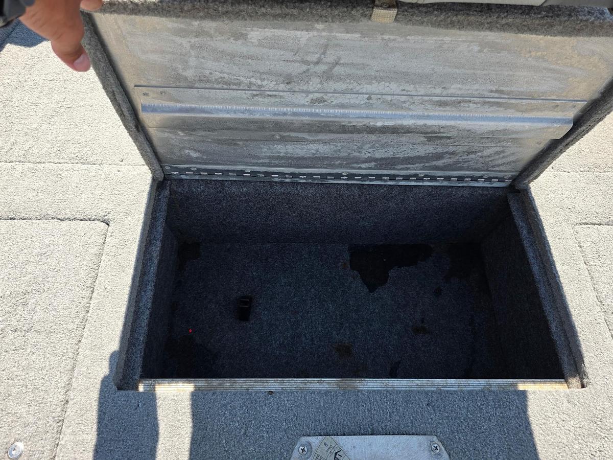 Used 2011 Tracker Pro Crappie 175