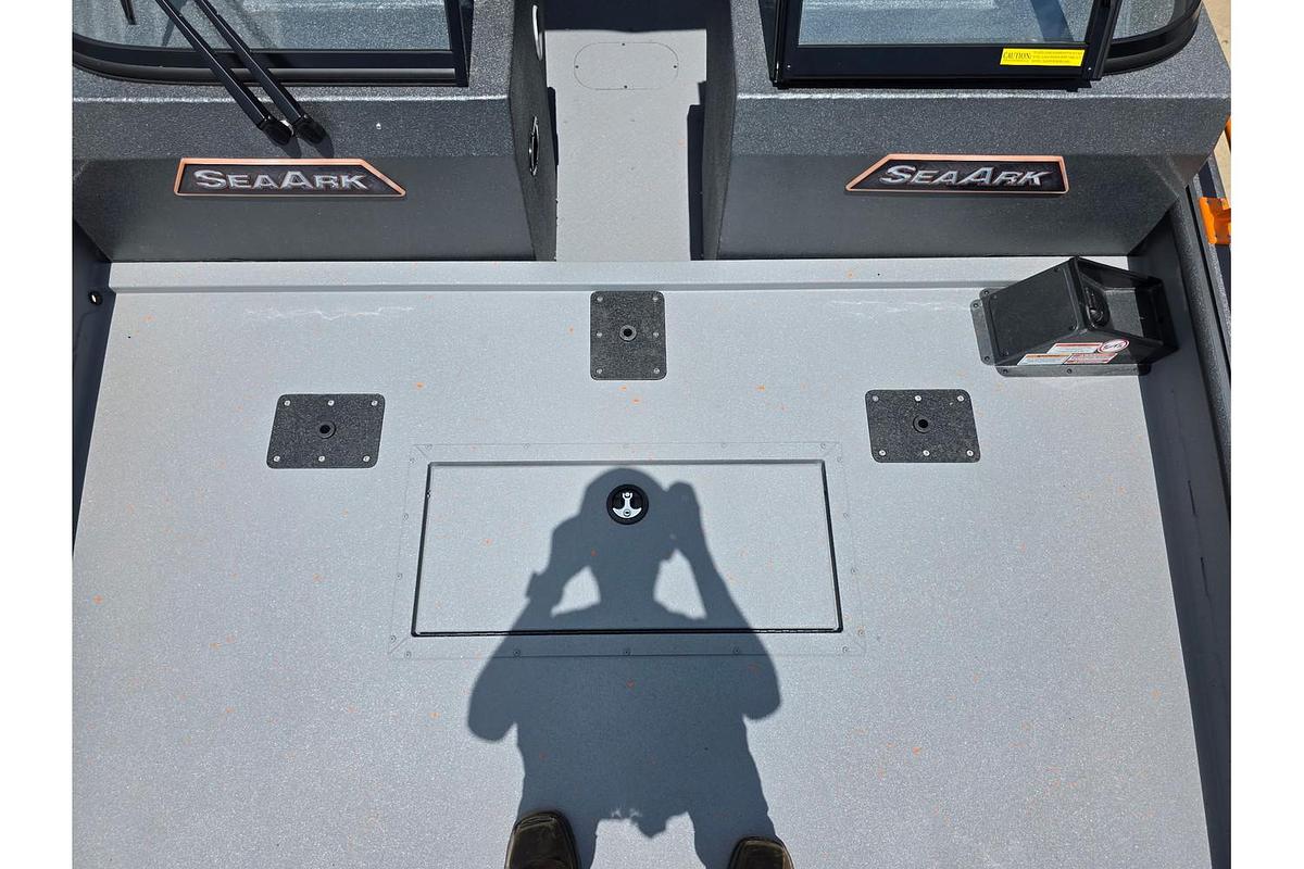 2027 SeaArk Procat 200