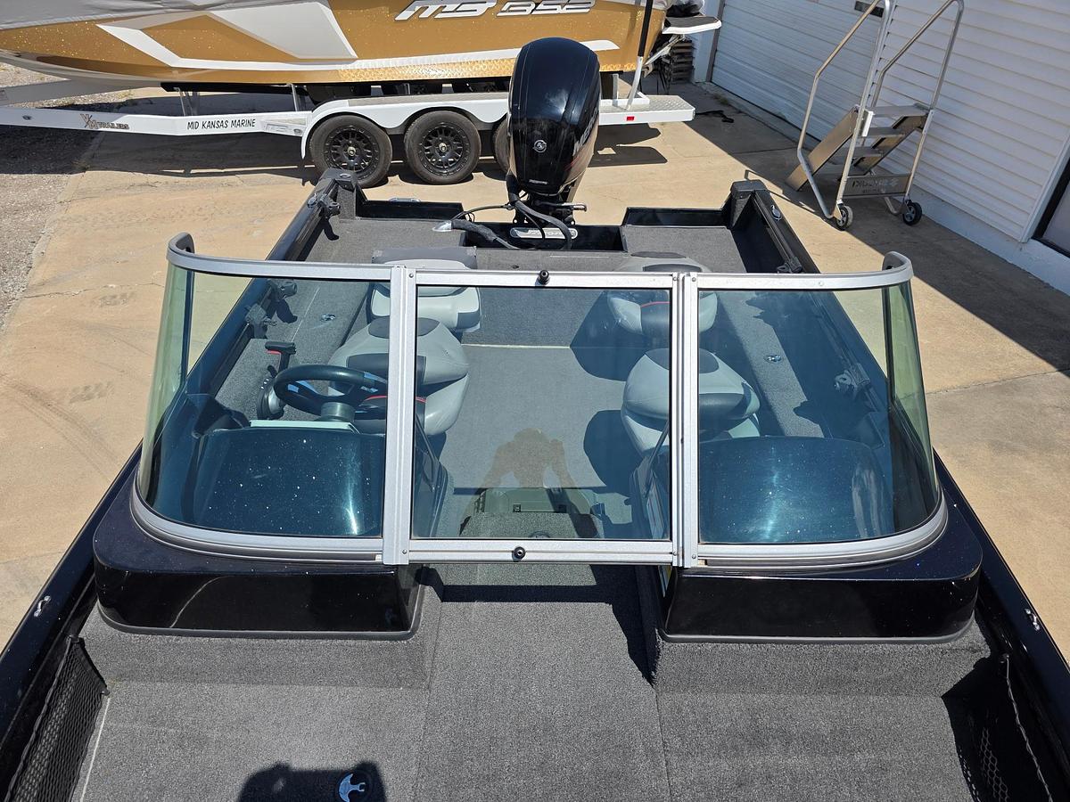 Used 2015 Triton 178 DV
