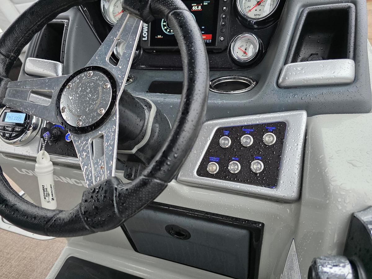 Used 2023 Ranger RP 223 FC Tritoon