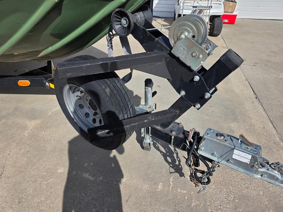 Used 2003 Lowe Roughneck