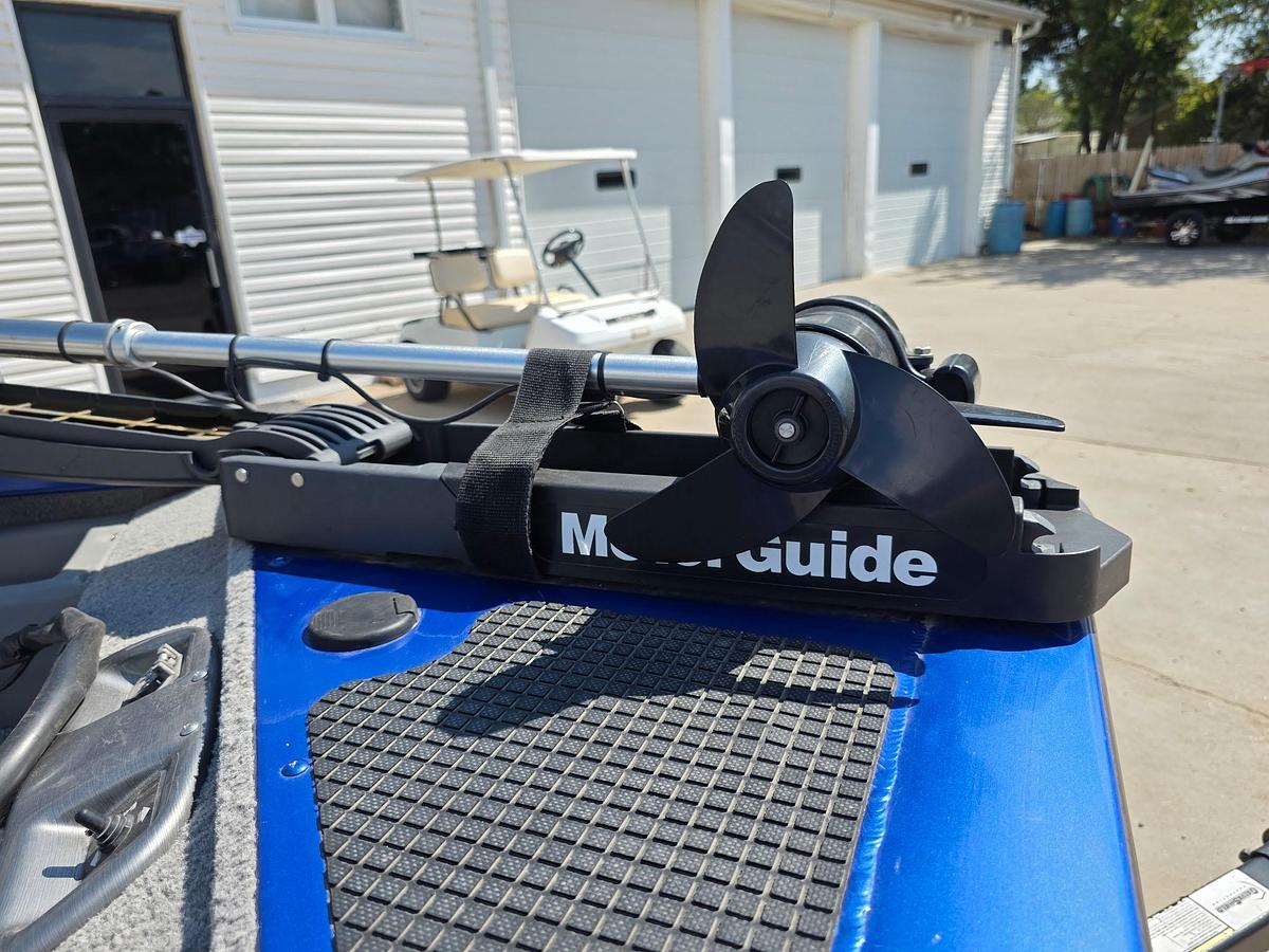 Used 2011 Tracker Pro Crappie 175