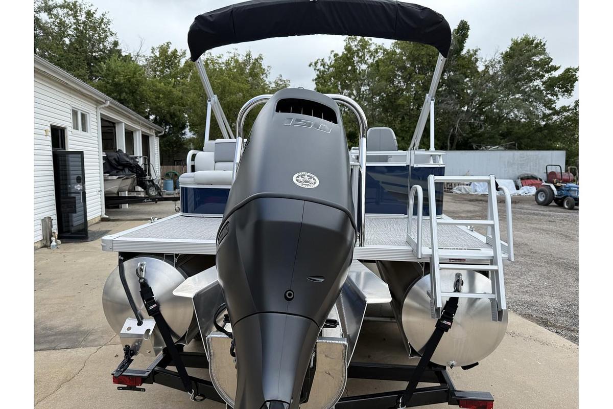 2026 Avalon 2385 Venture 85 Cruise Rear Bench