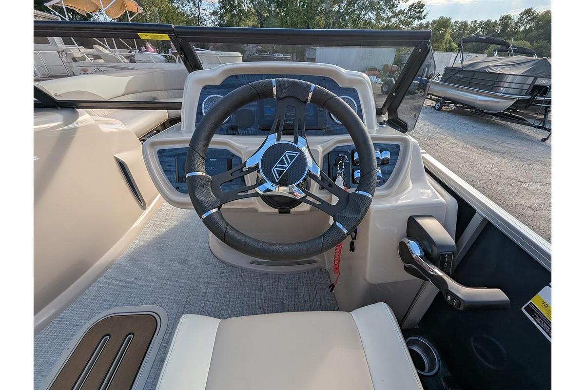 2026 Avalon 2385 LSZ Elite Windshield