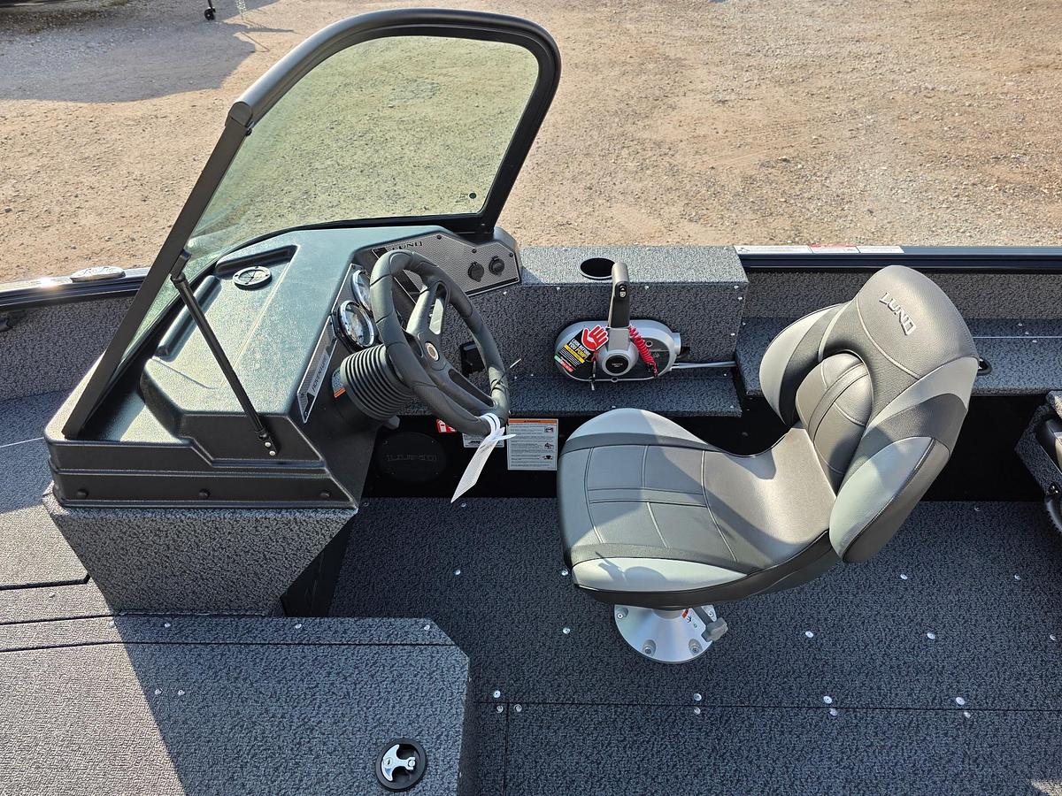 2027 Lund 1700 Adventure Sport