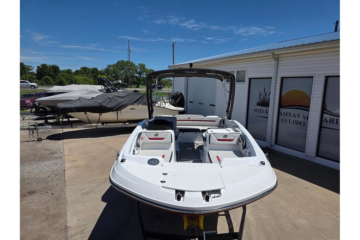 Used 2023 Hurricane SS 205