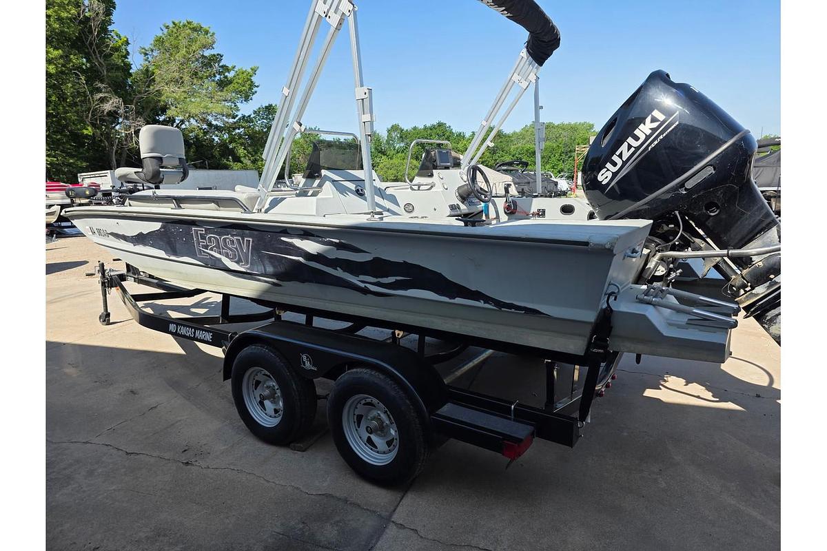 Used 2022 SeaArk Easy 200
