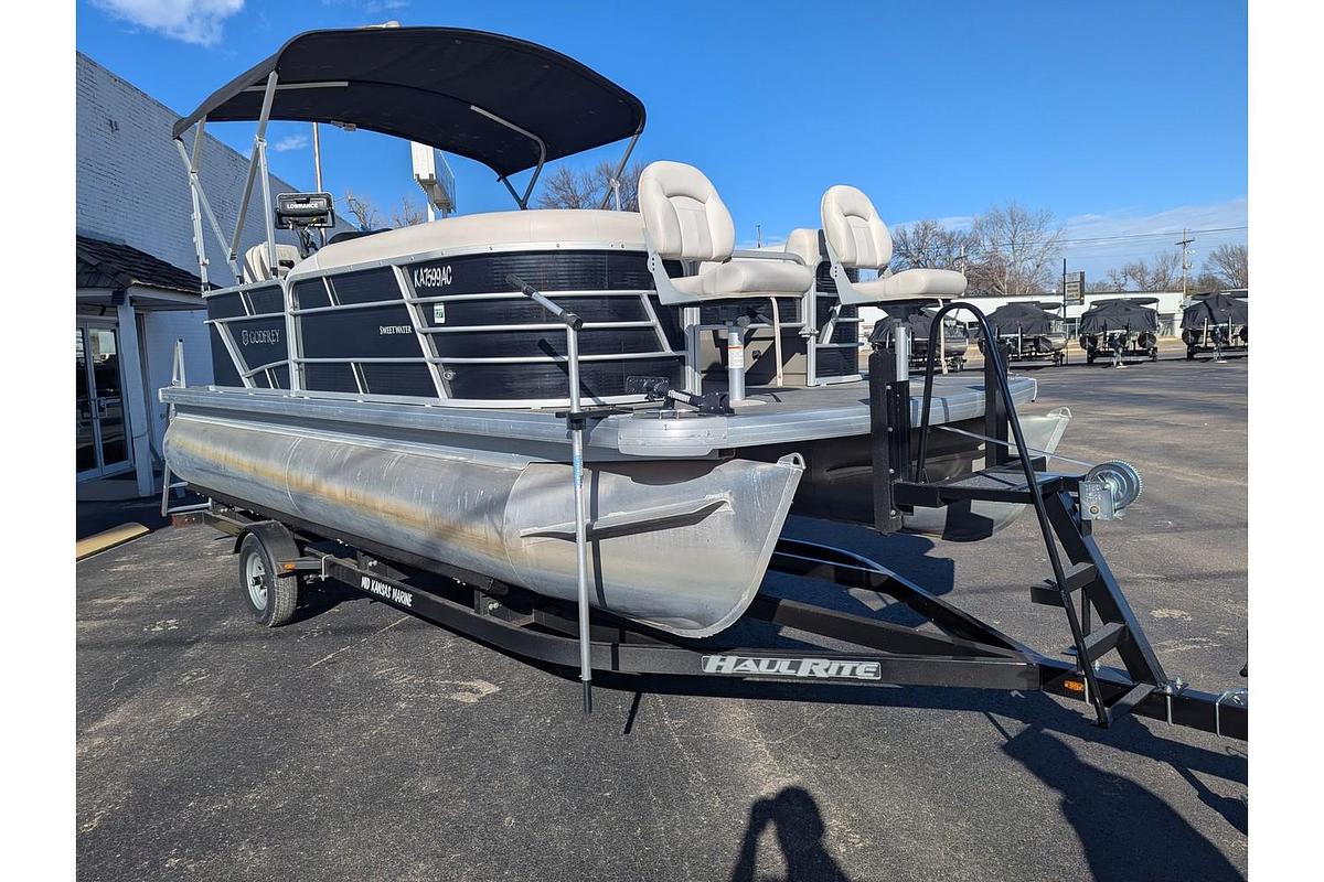 Used 2021 Godfrey Sweetwater 2086 BFX