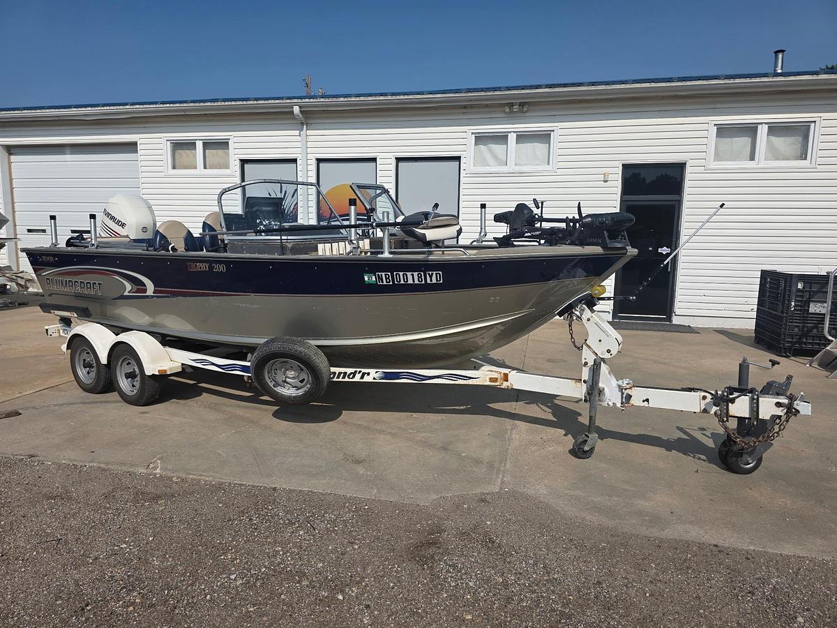 Used 2003 Alumacraft Trophy 200