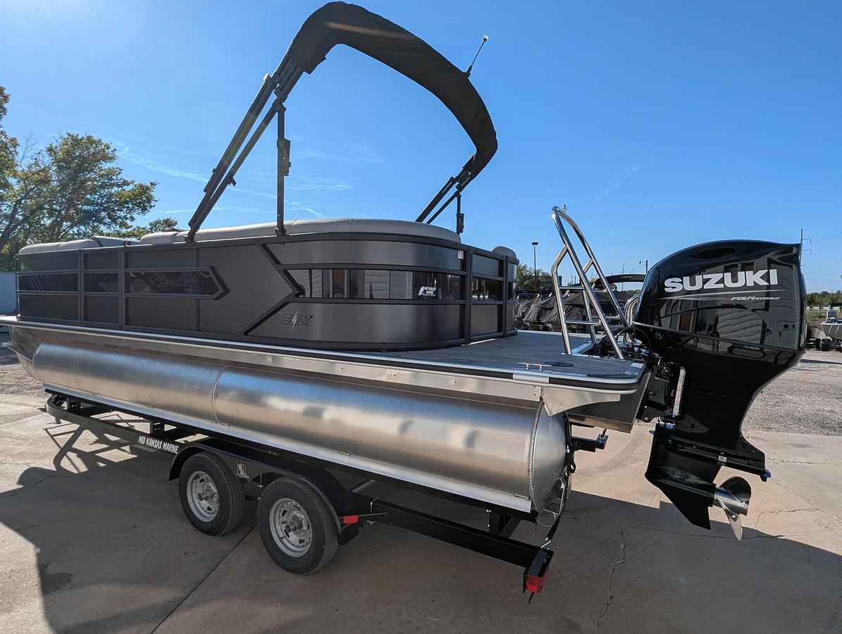 2027 Bentley Pontoons Bolt 223