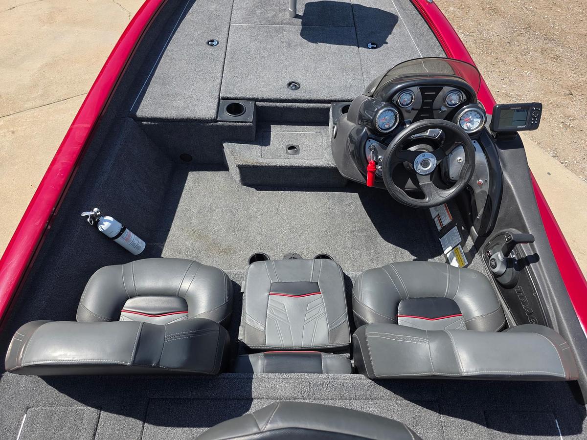 Used 2024 Bass Tracker Pro Team 175