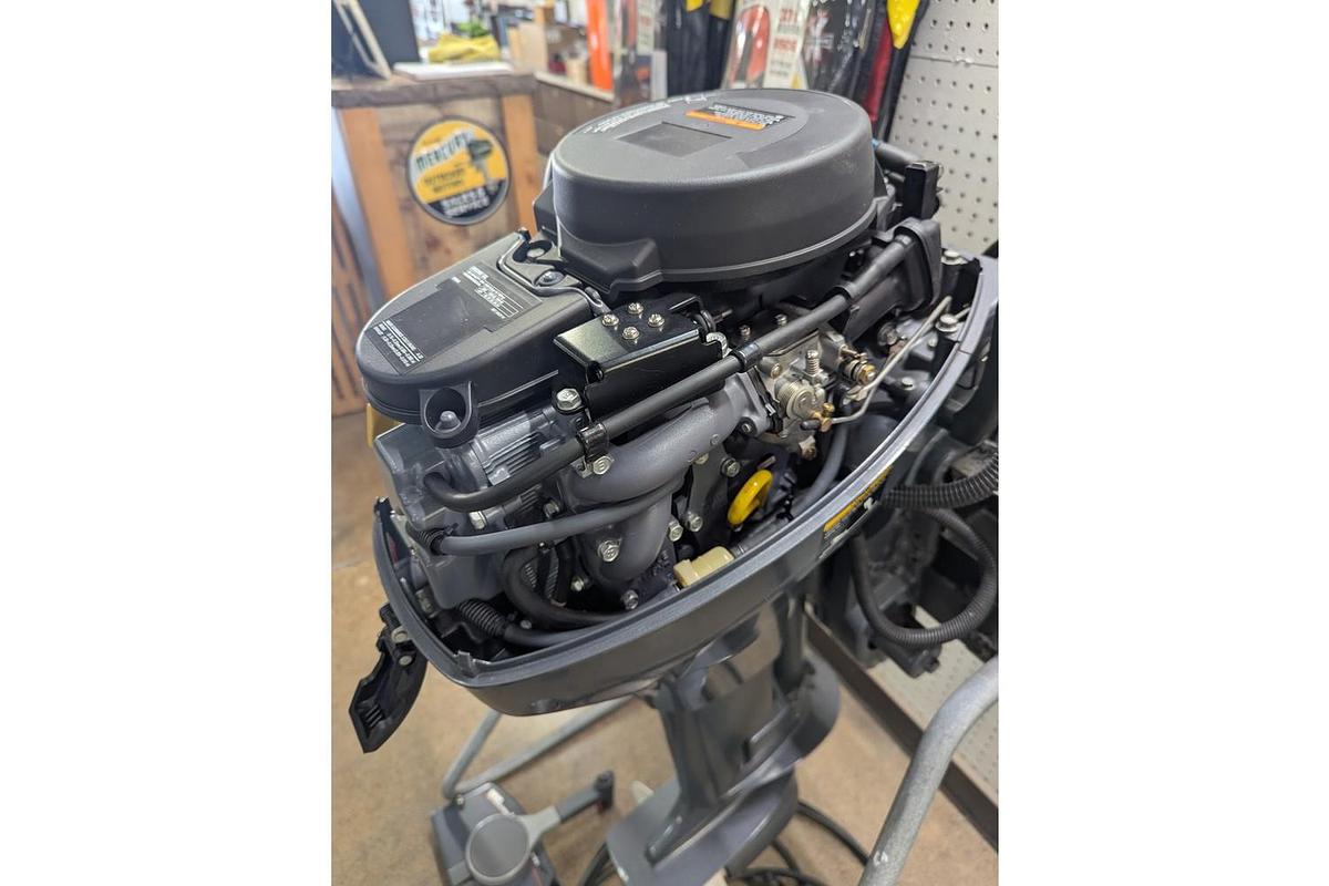 Used 2004 Yamaha T8PLRC