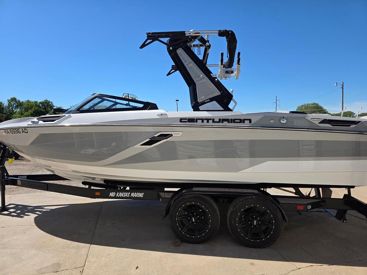 Used 2022 Centurion RI 230