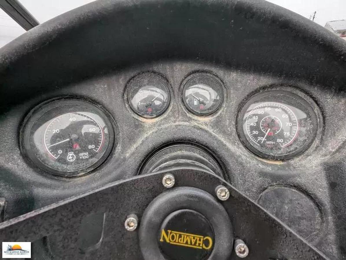 Used 1996 Champion 181