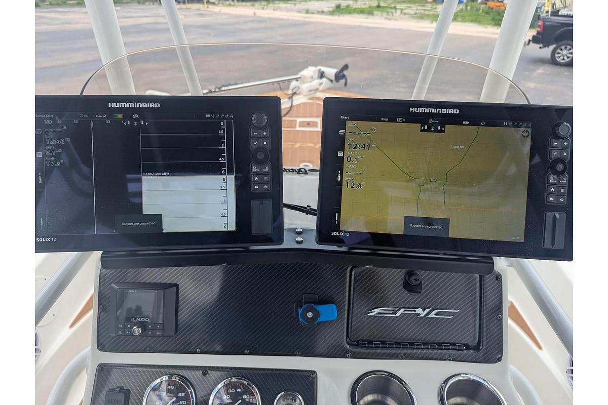 Used 2018 Epic Boats 22 Bay