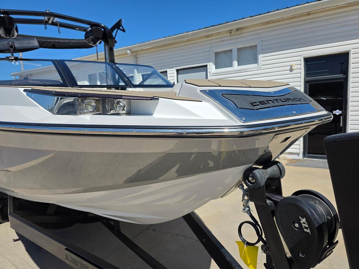 Used 2022 Centurion RI 230