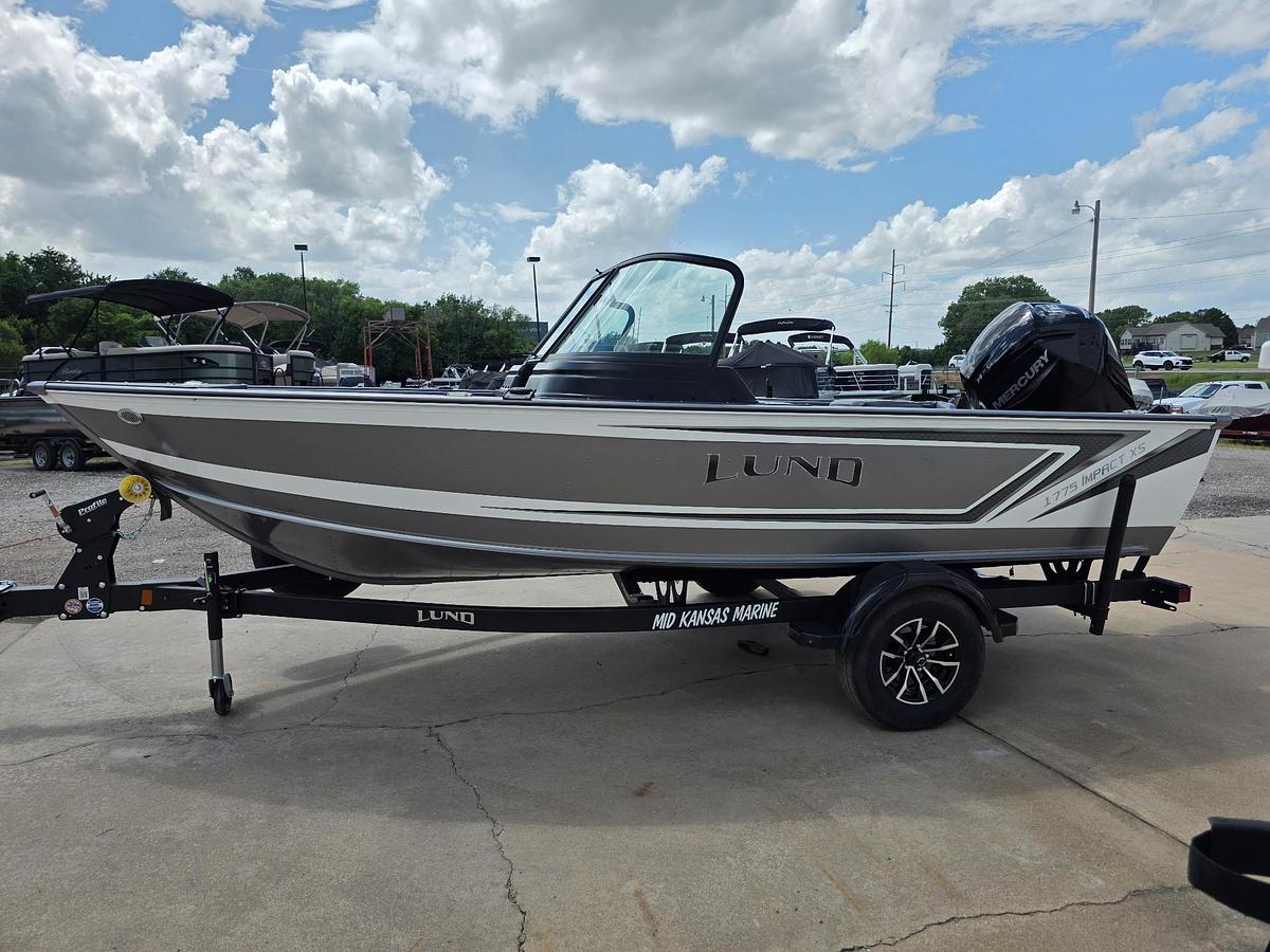 2027 Lund 1775 Impact XS Sport