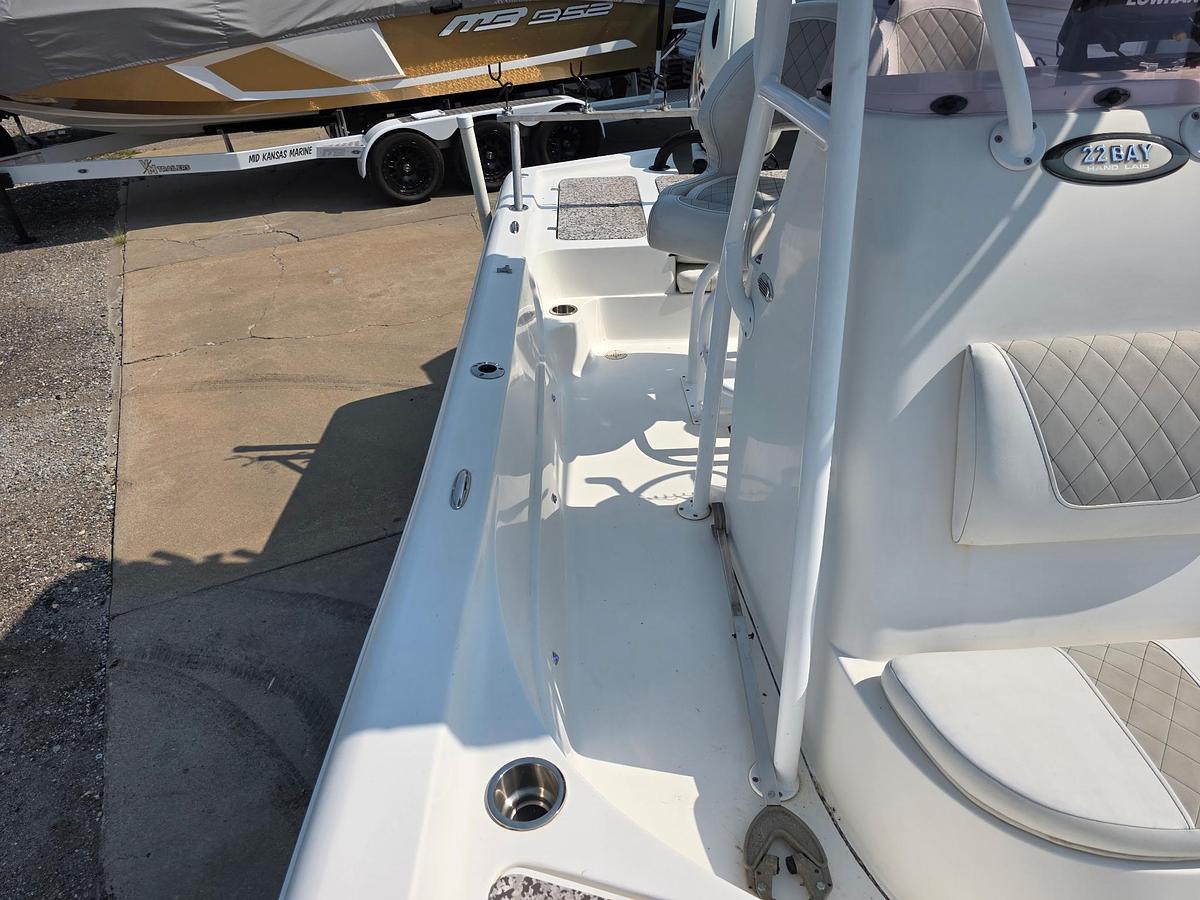 Used 2019 Epic Boats 22 Bay
