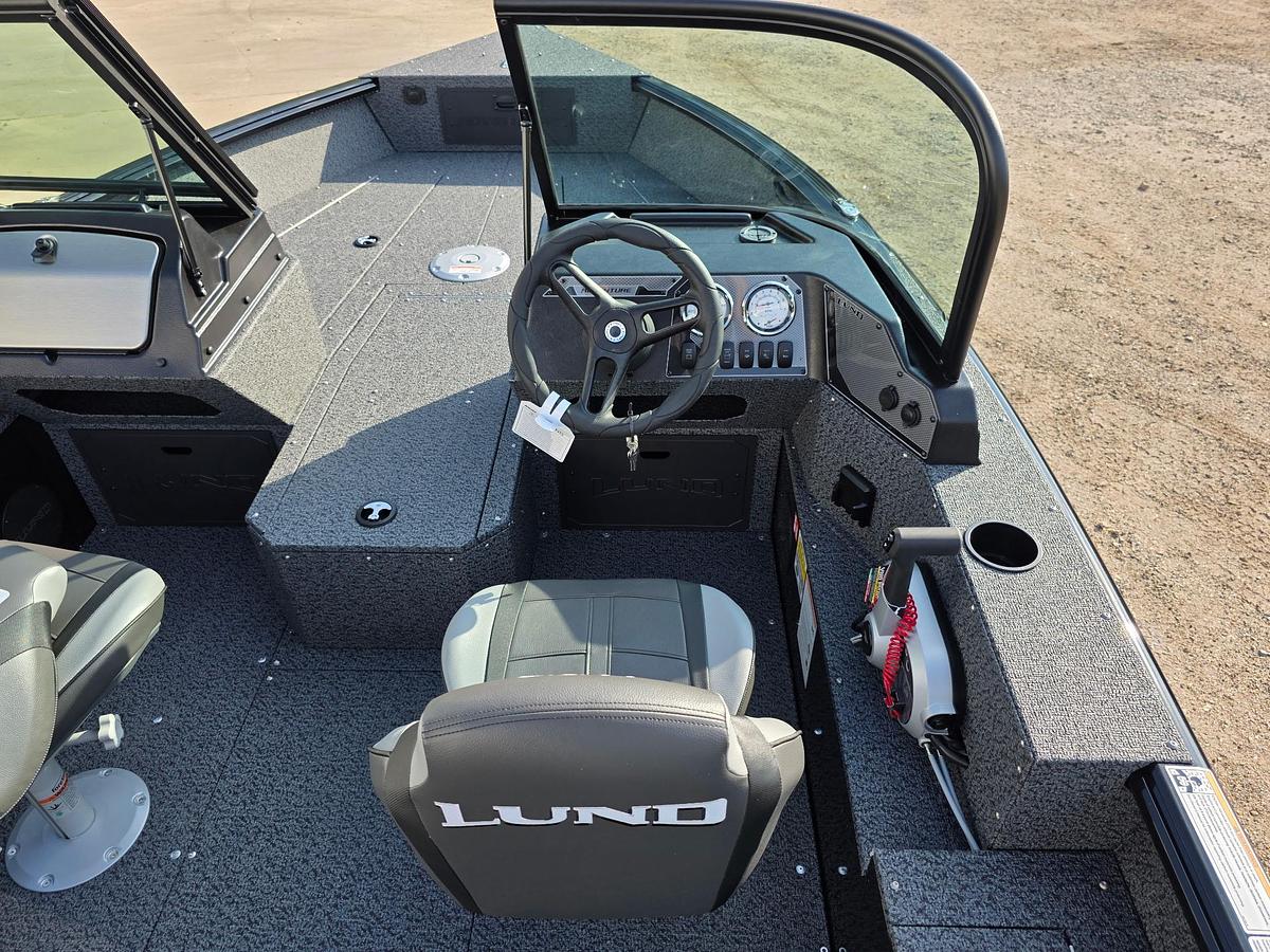 2027 Lund 1700 Adventure Sport