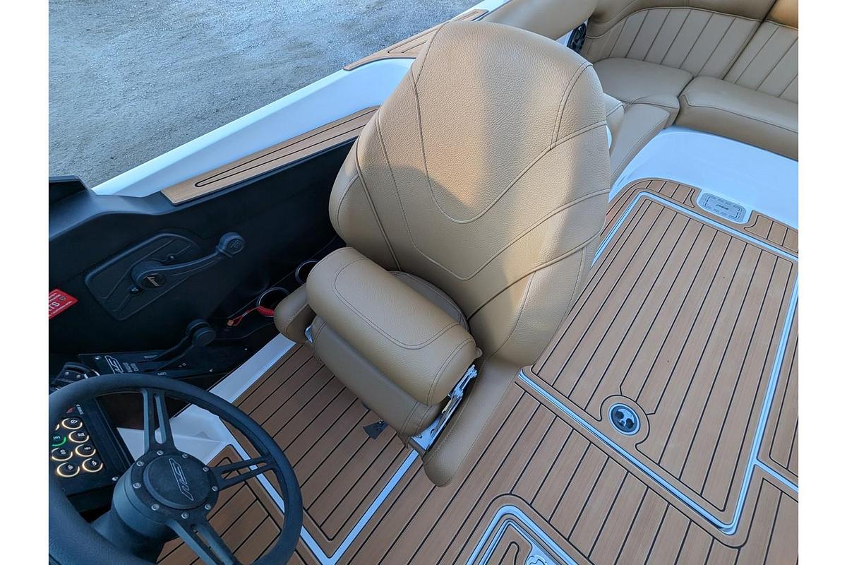 Used 2026 MB Sports B52 23 Classic