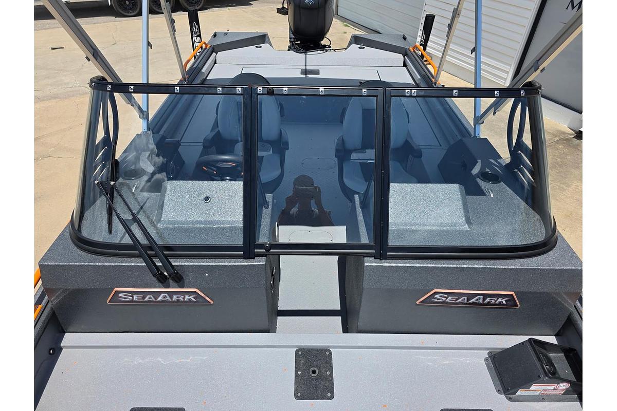 2027 SeaArk Procat 200