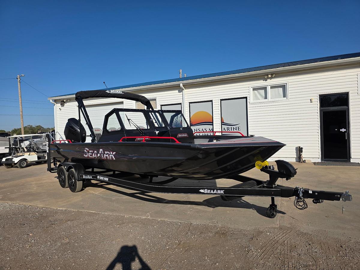 2027 SeaArk Proguide