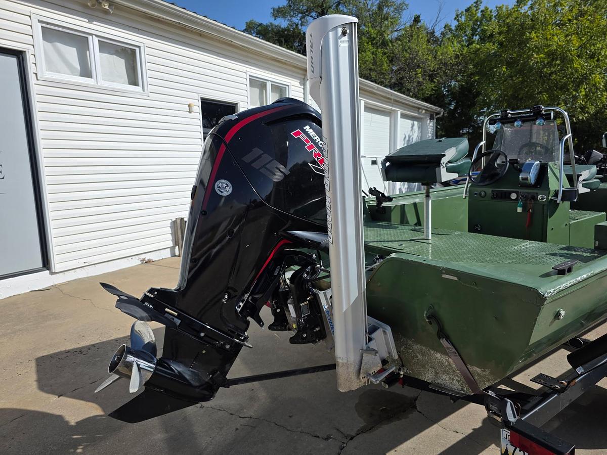 Used 2003 Lowe Roughneck