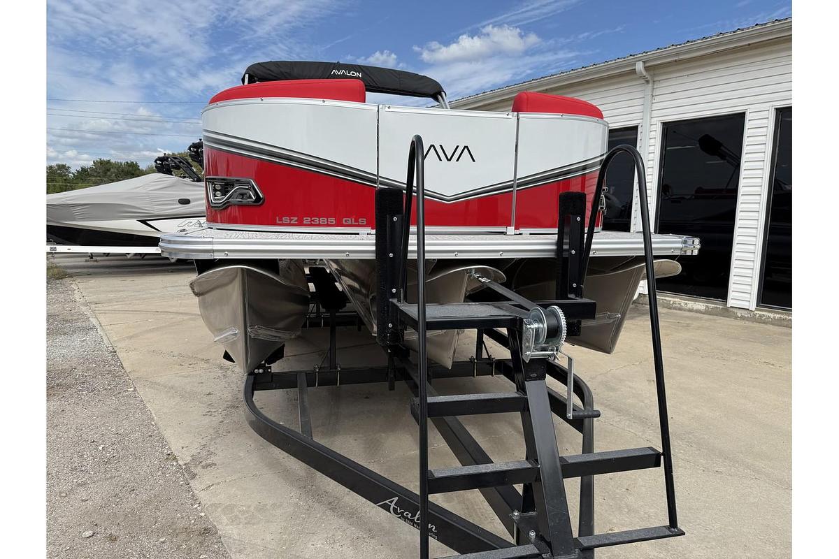 2026 Avalon 2385 LSZ Quad Lounge Shift
