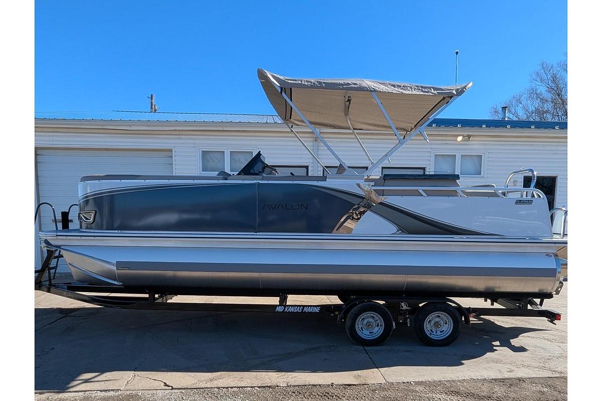 2026 Avalon 2385 LSZ Elite Windshield