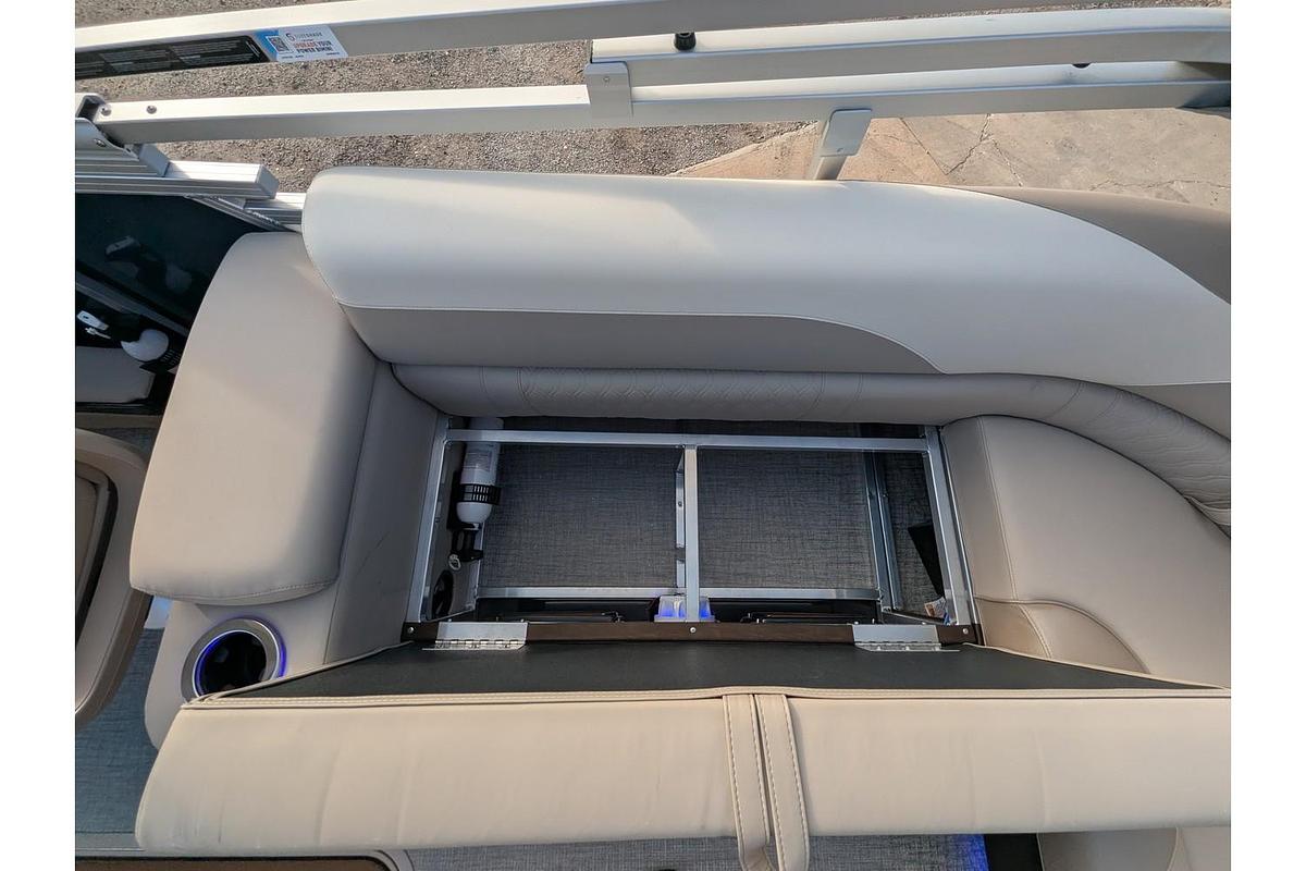 2026 Avalon 2385 LSZ Elite Windshield