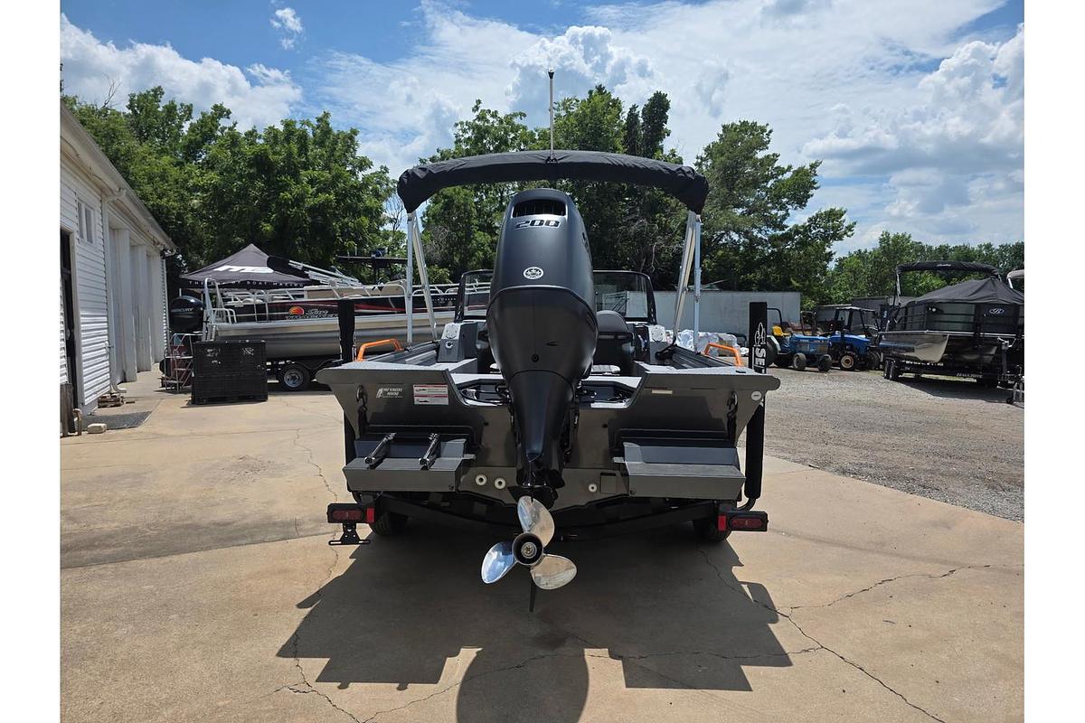 2027 SeaArk Procat 200