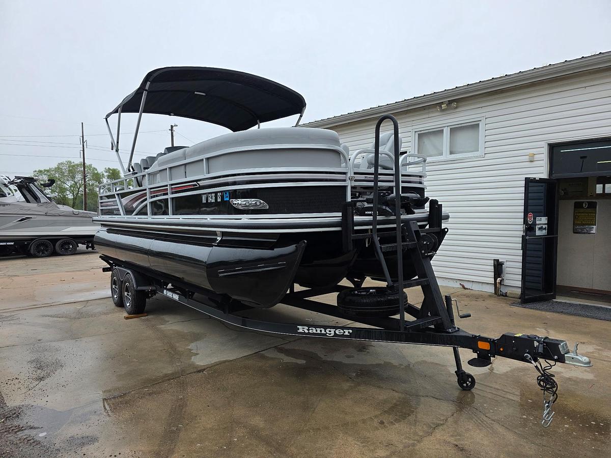 Used 2023 Ranger RP 223 FC Tritoon