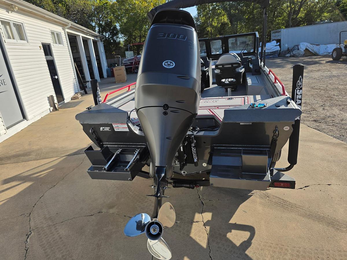2027 SeaArk Proguide