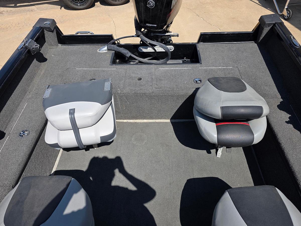 Used 2015 Triton 178 DV