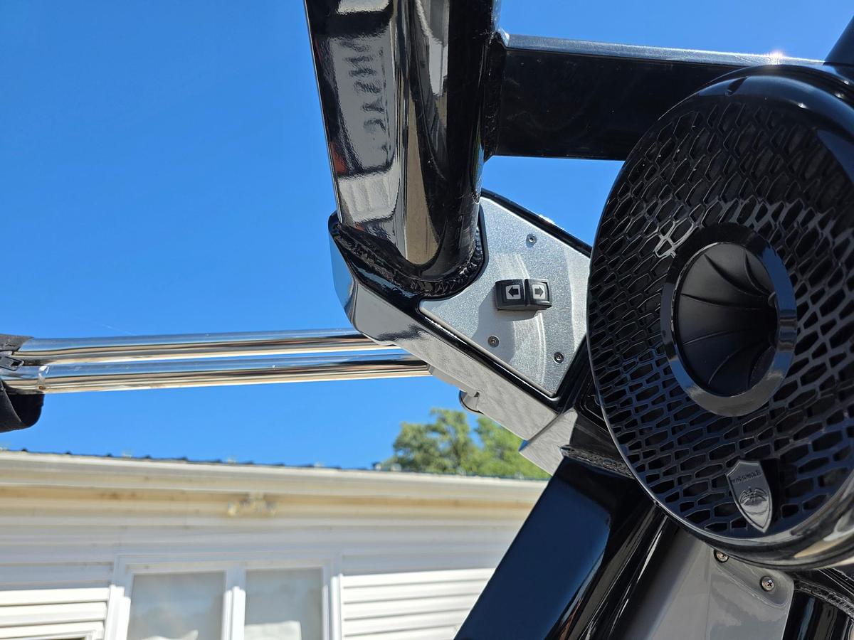 Used 2022 Centurion RI 230