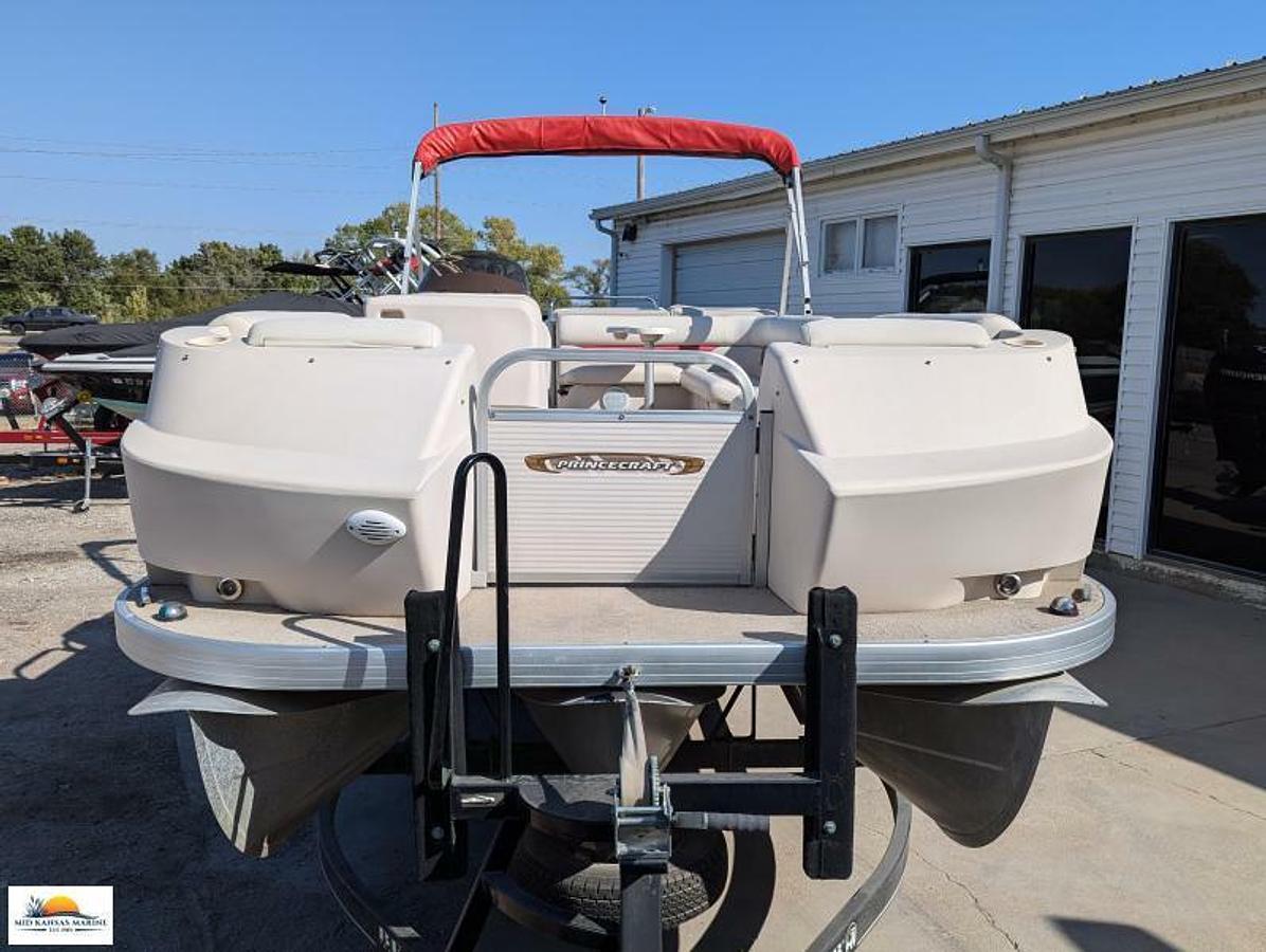 Used 2007 Princecraft Vision 23 Tritoon