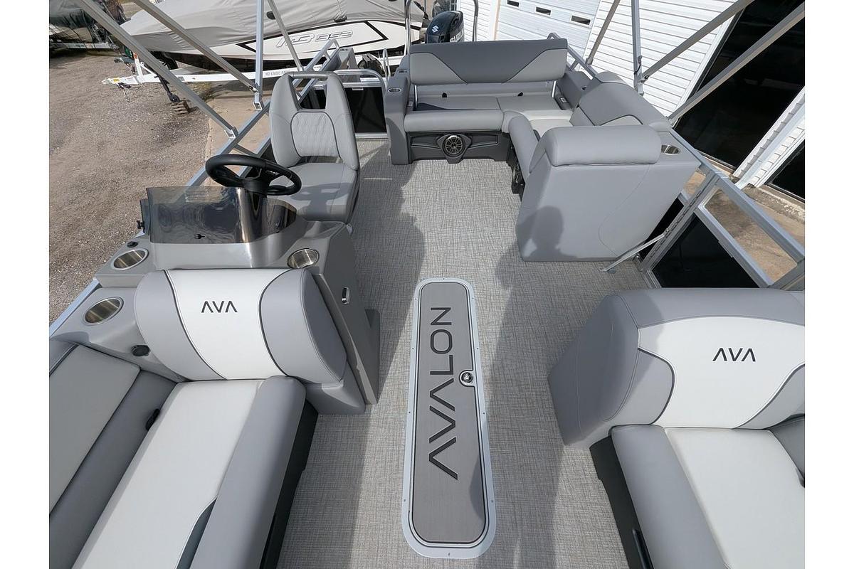 2026 Avalon 2385 Venture 85 Versatile Rear Bench