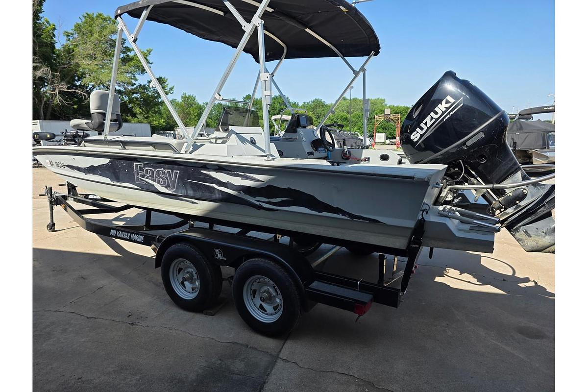 Used 2022 SeaArk Easy 200
