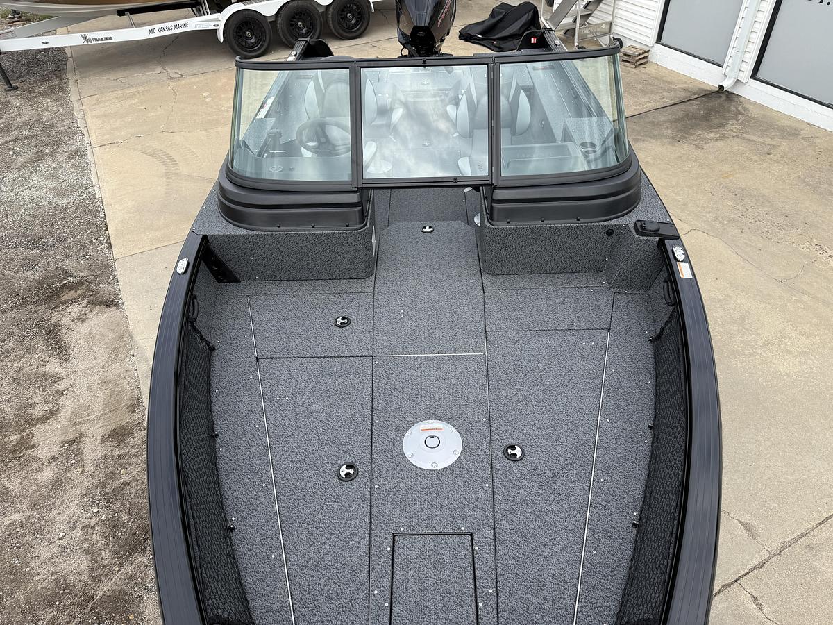 2027 Lund 2075 Impact XS Sport