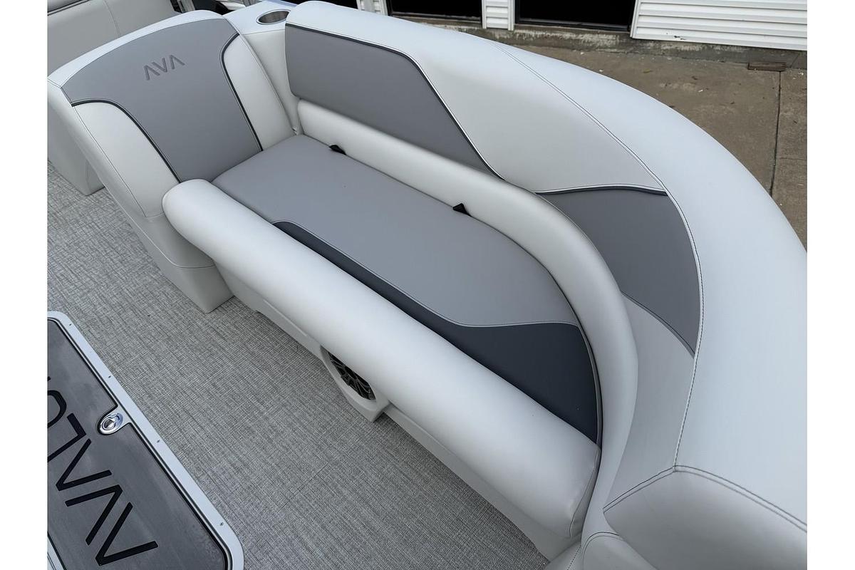2026 Avalon 2385 Venture 85 Cruise Rear Bench